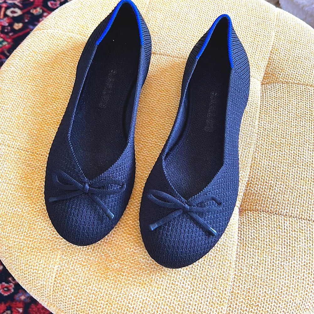 EUC Rothy’s “The Flat” with bow